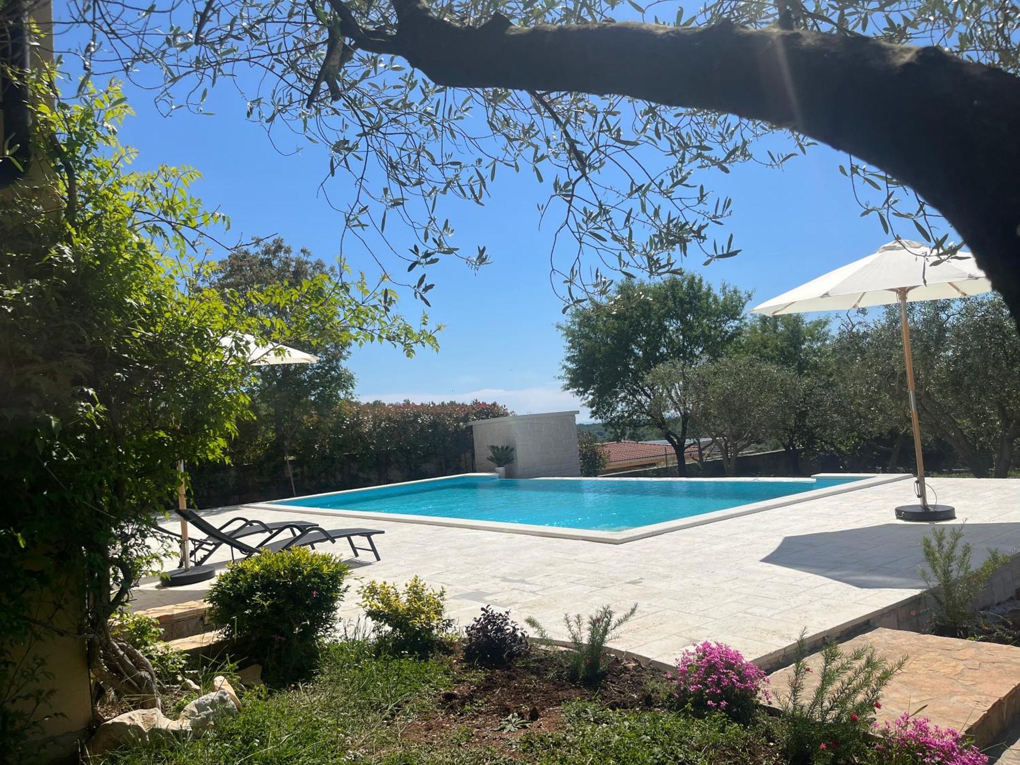 Apartments Fra & Mar With Swimming Pool In 2025 Sorici Luaran gambar